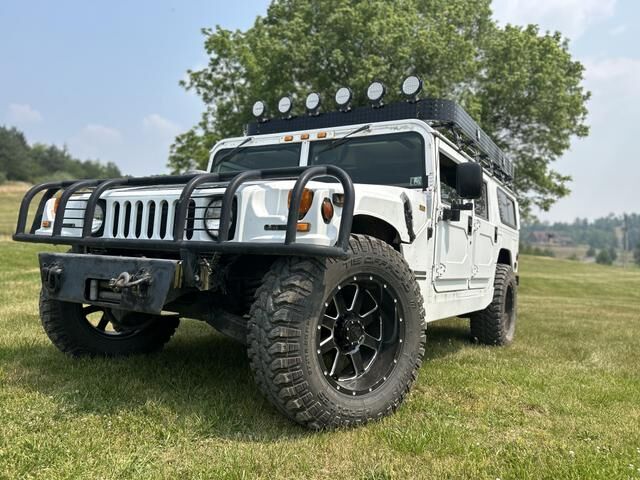 HUMMER H1