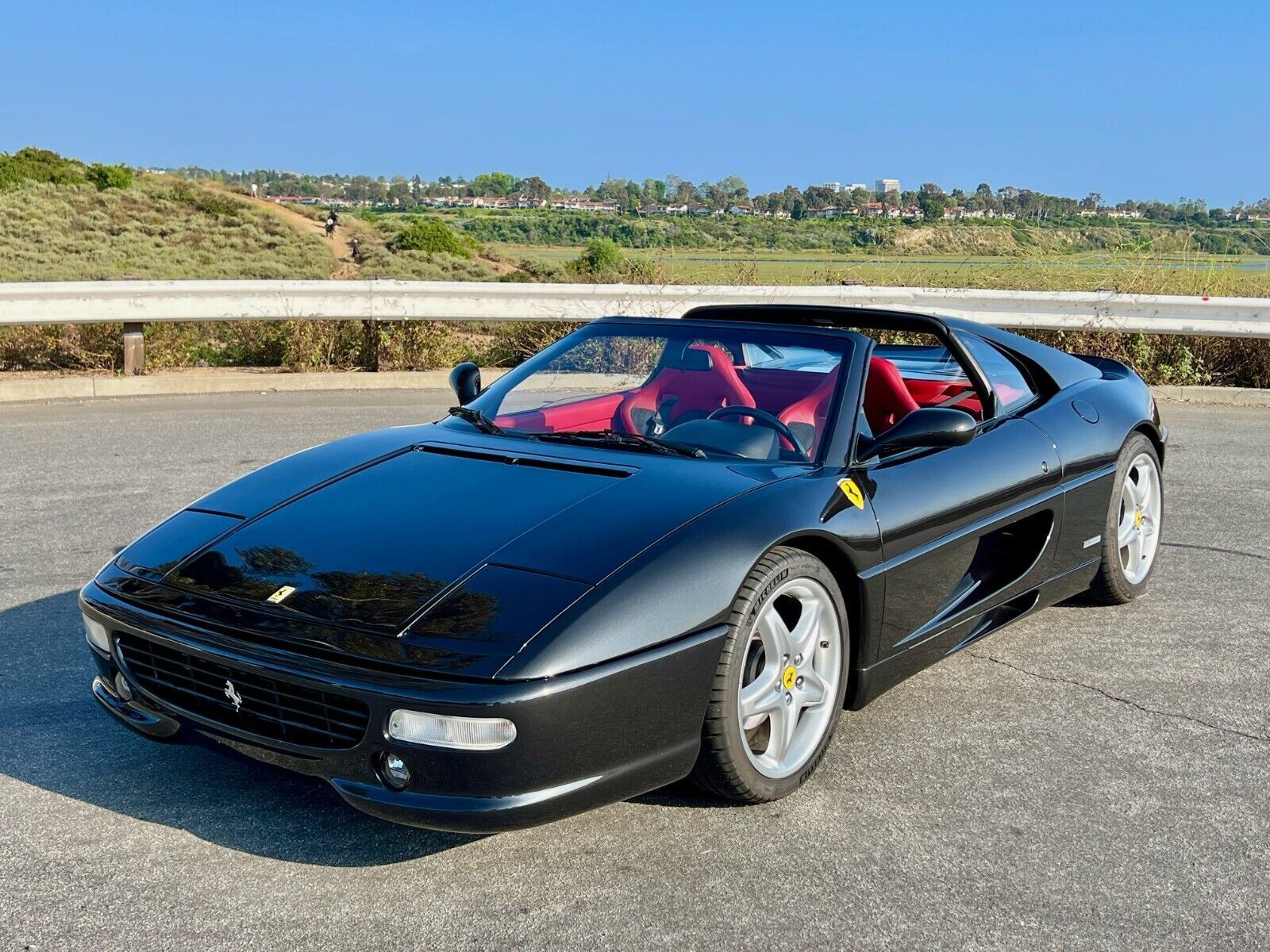 Ferrari F355