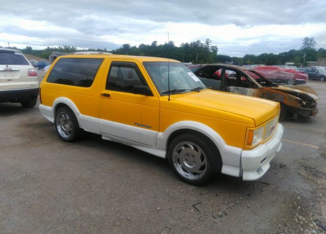 GMC Typhoon