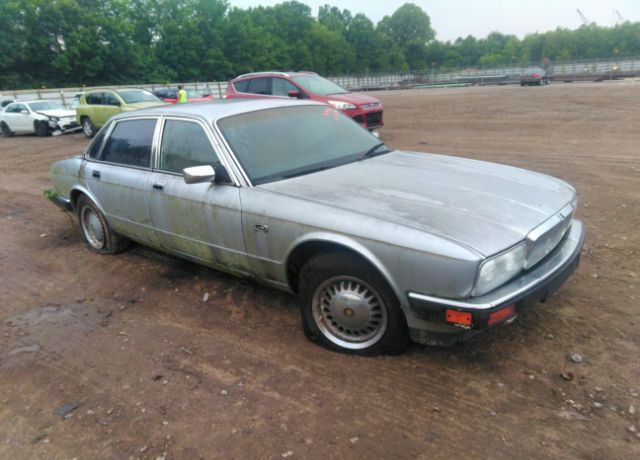Jaguar XJ6