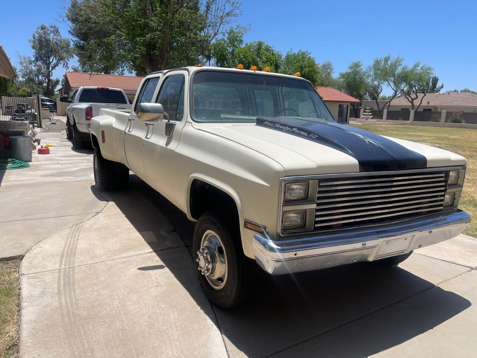 GMC V Conventional