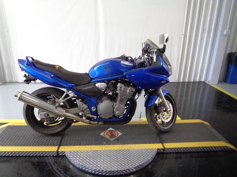 Suzuki GSF600S