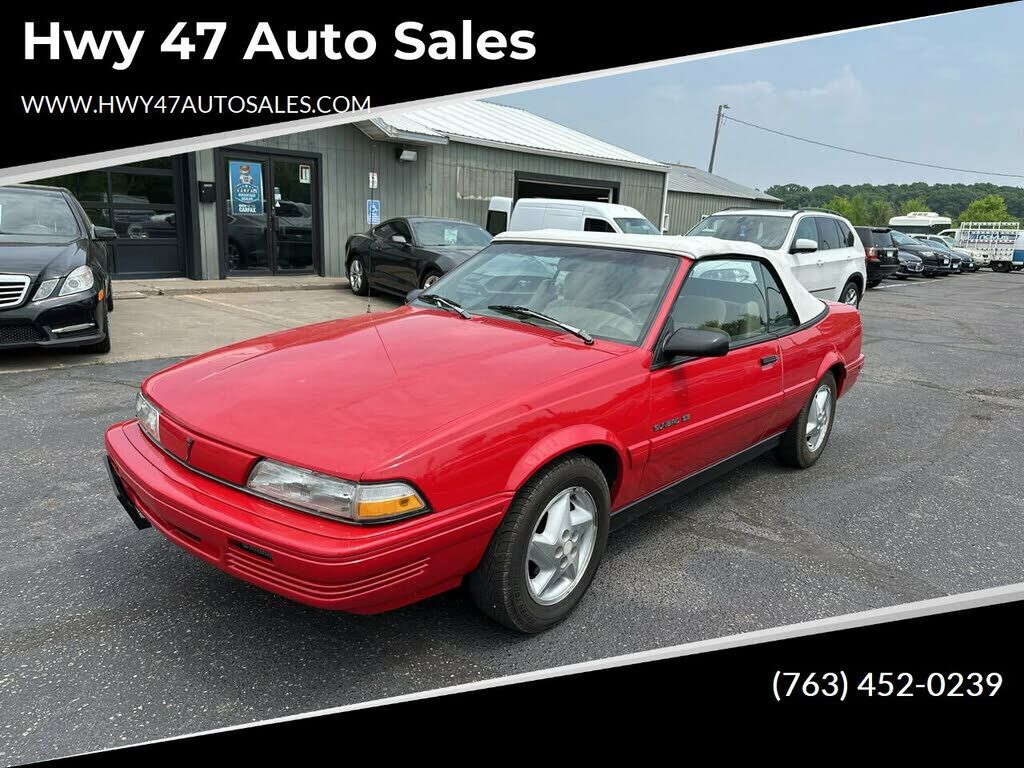 Pontiac Sunbird