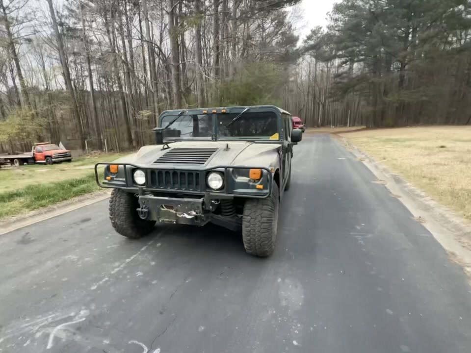 HUMMER H1