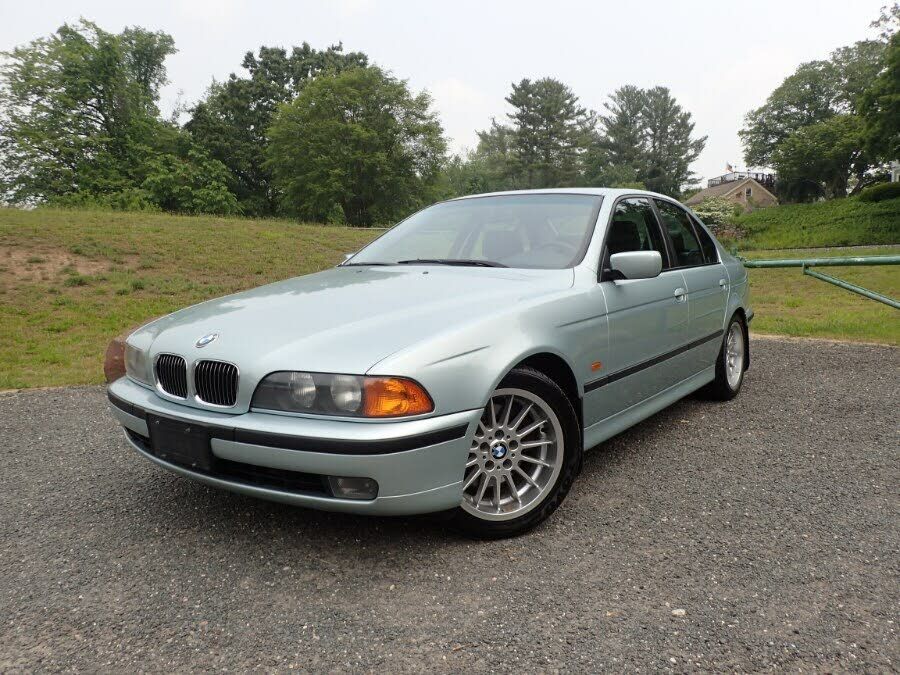 BMW 540i