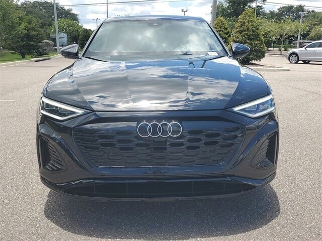 2024 Audi Q8