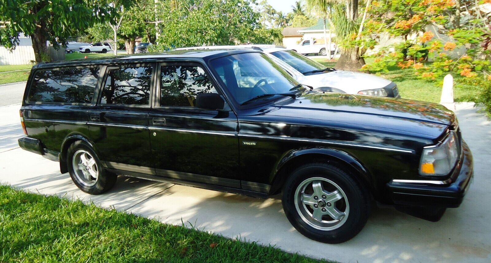 Volvo 240 Series