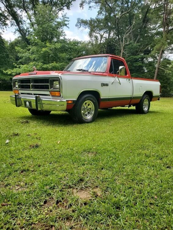 DODGE