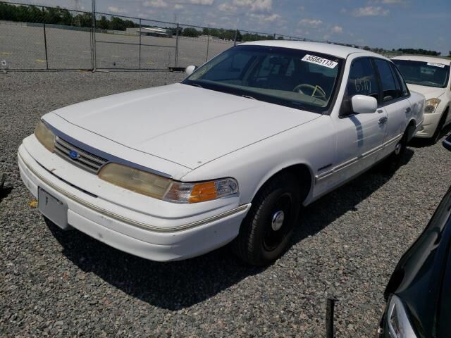Ford Crown Victoria