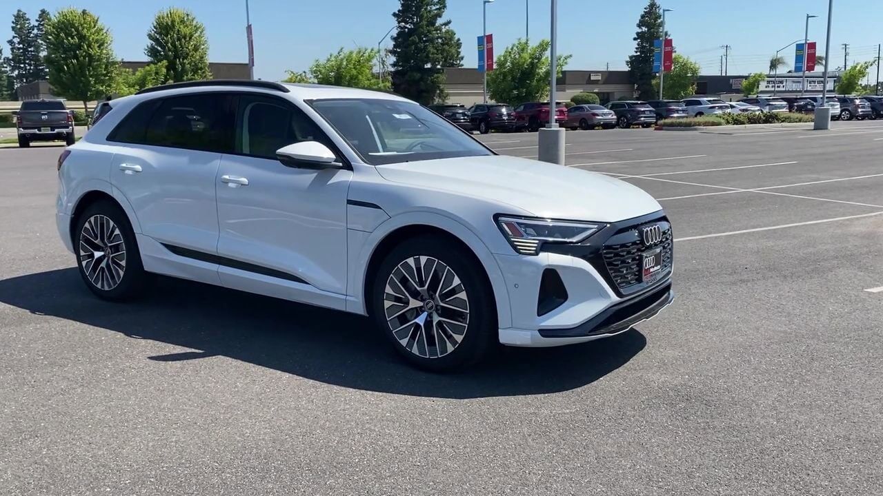 2024 Audi Q8