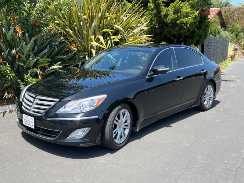 Hyundai Genesis