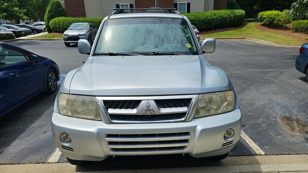 Mitsubishi Montero