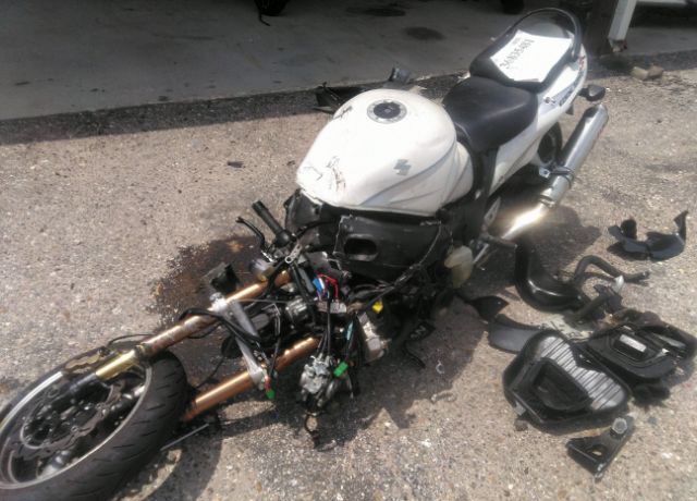 Suzuki GSX1300R