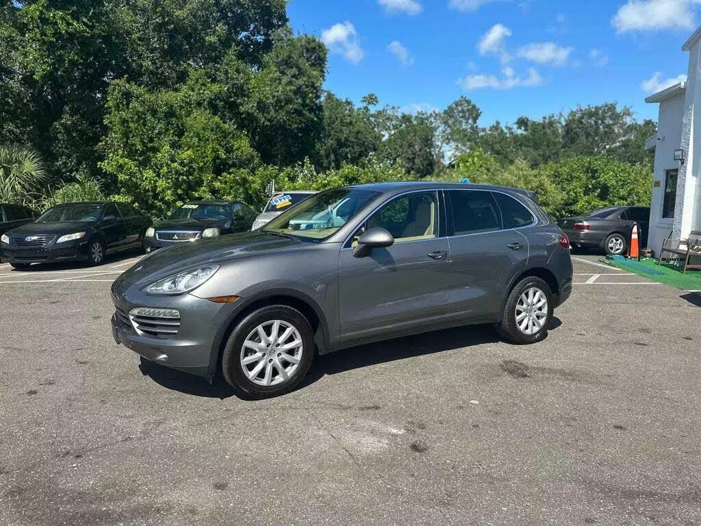 2011 PORSCHE Cayenne