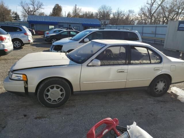 Nissan Maxima