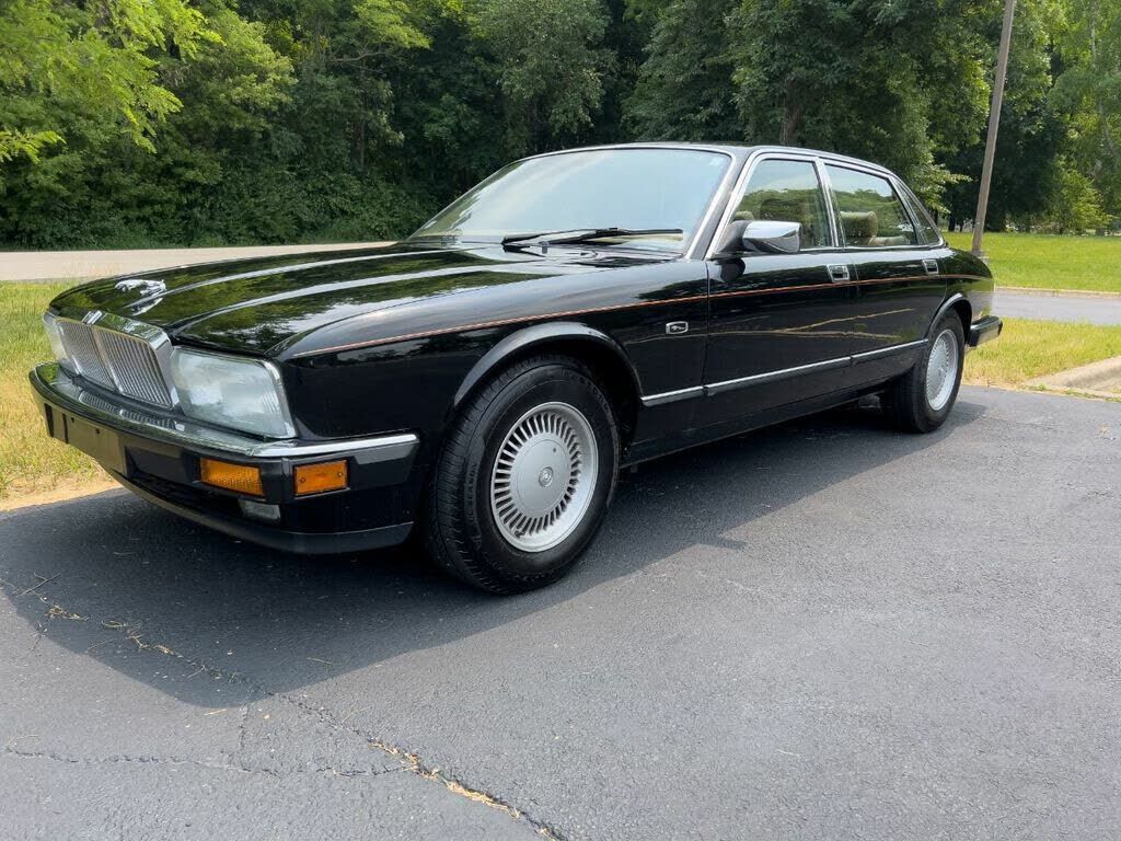 Jaguar XJ6