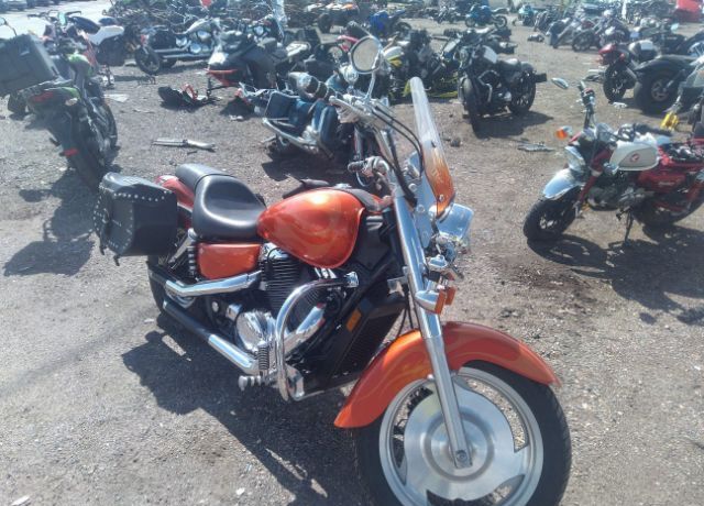 Honda VT1100C2 (SHADOW SABRE)