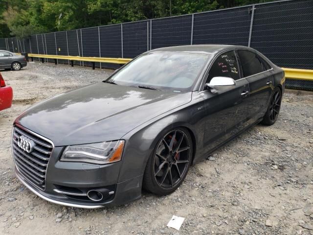 Audi S8