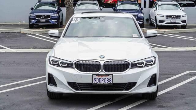 2023 BMW 330i