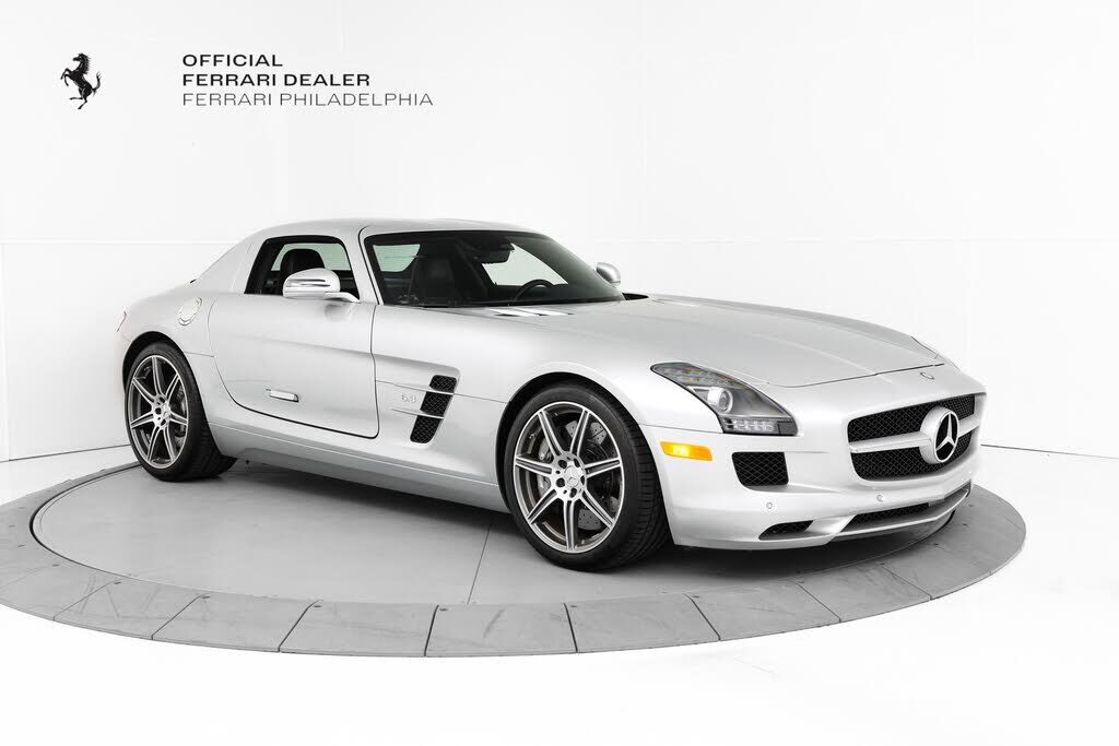 Mercedes-Benz SLS-Class
