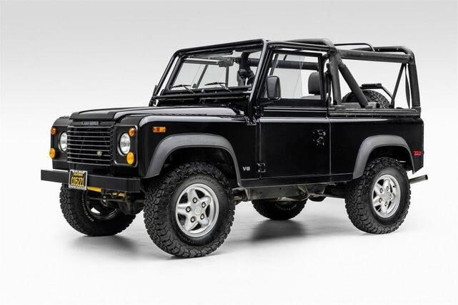 Land Rover Defender