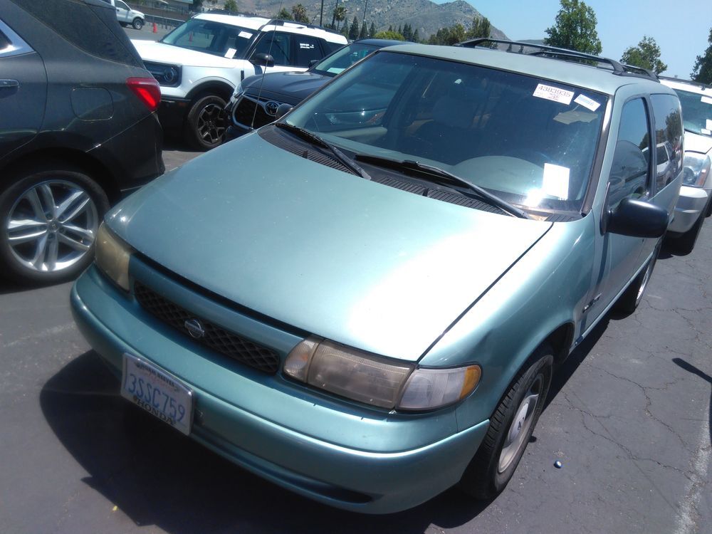 Nissan Quest