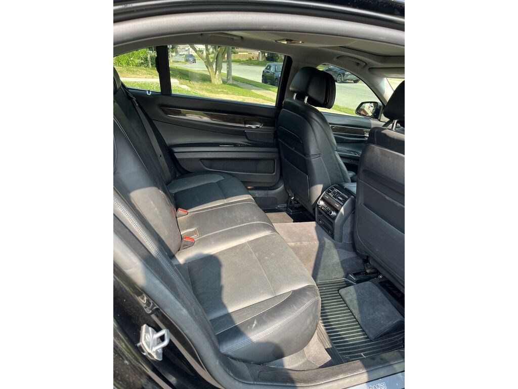 BMW 740Li