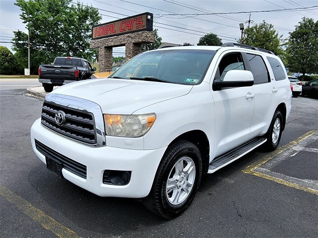 Toyota Sequoia