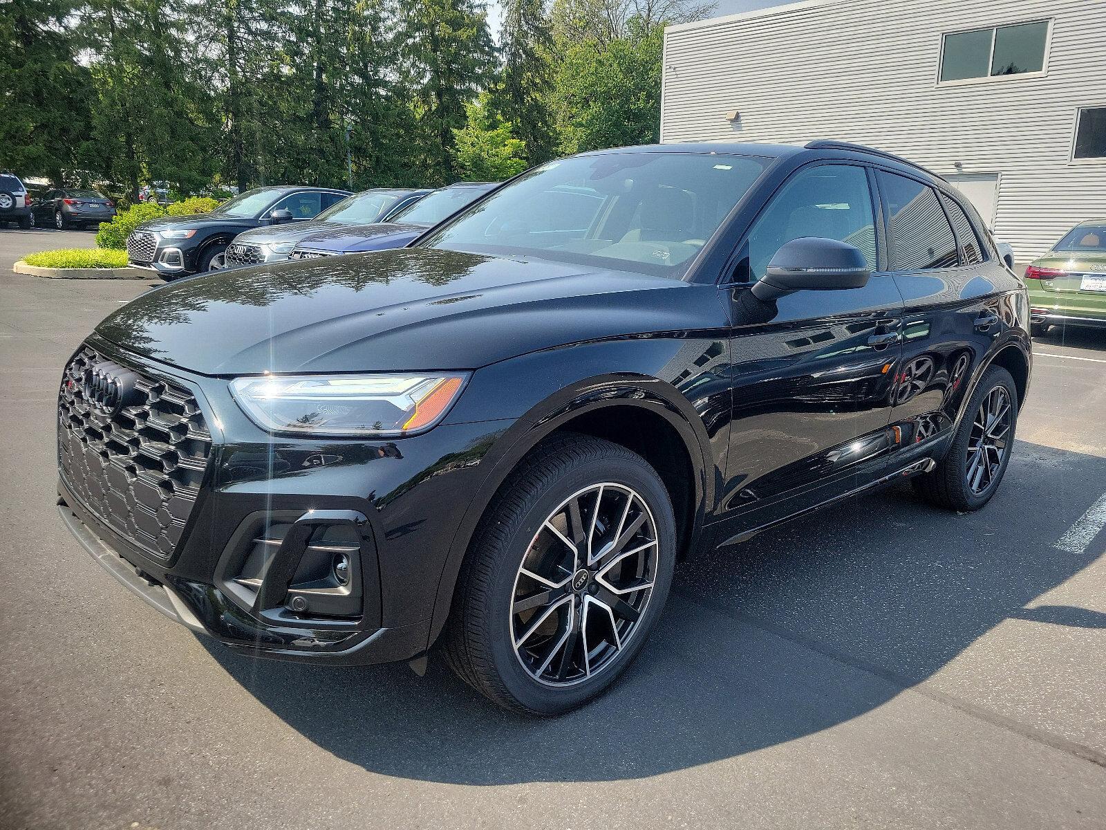 2023 Audi SQ5