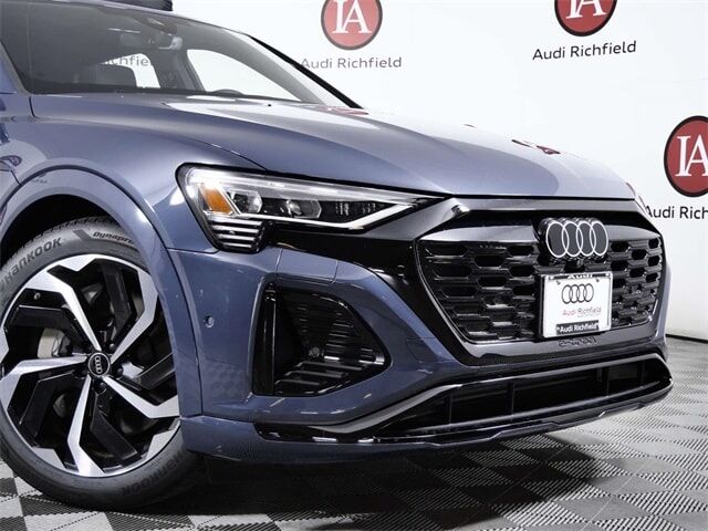 2024 Audi Q8