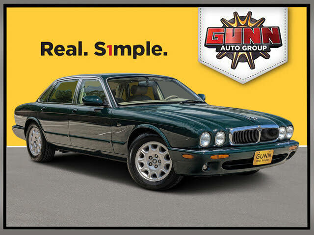 Jaguar XJ