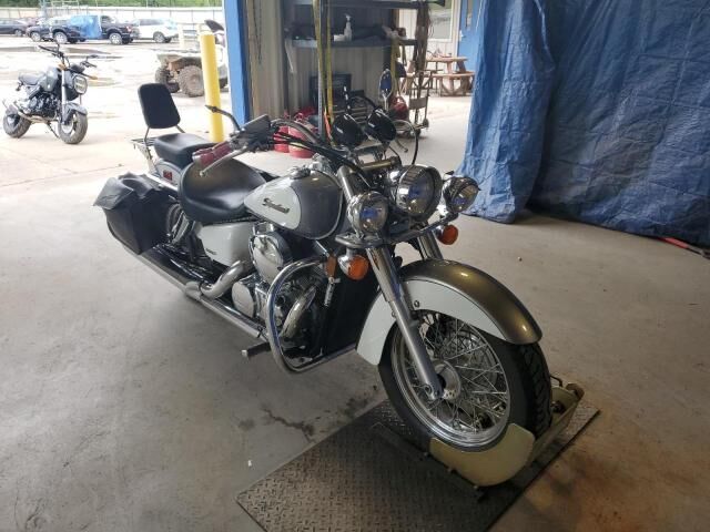 Honda VT750 (Shadow Aero)