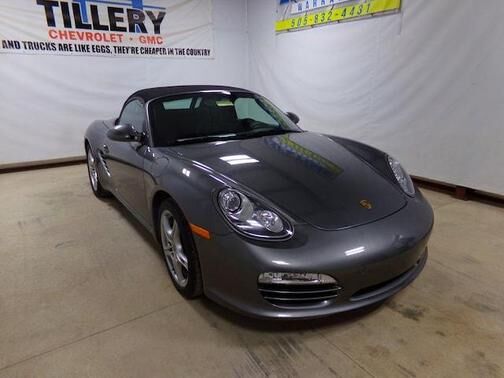 PORSCHE
