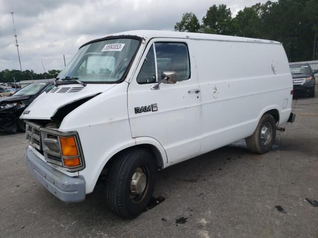 Dodge Ram Van