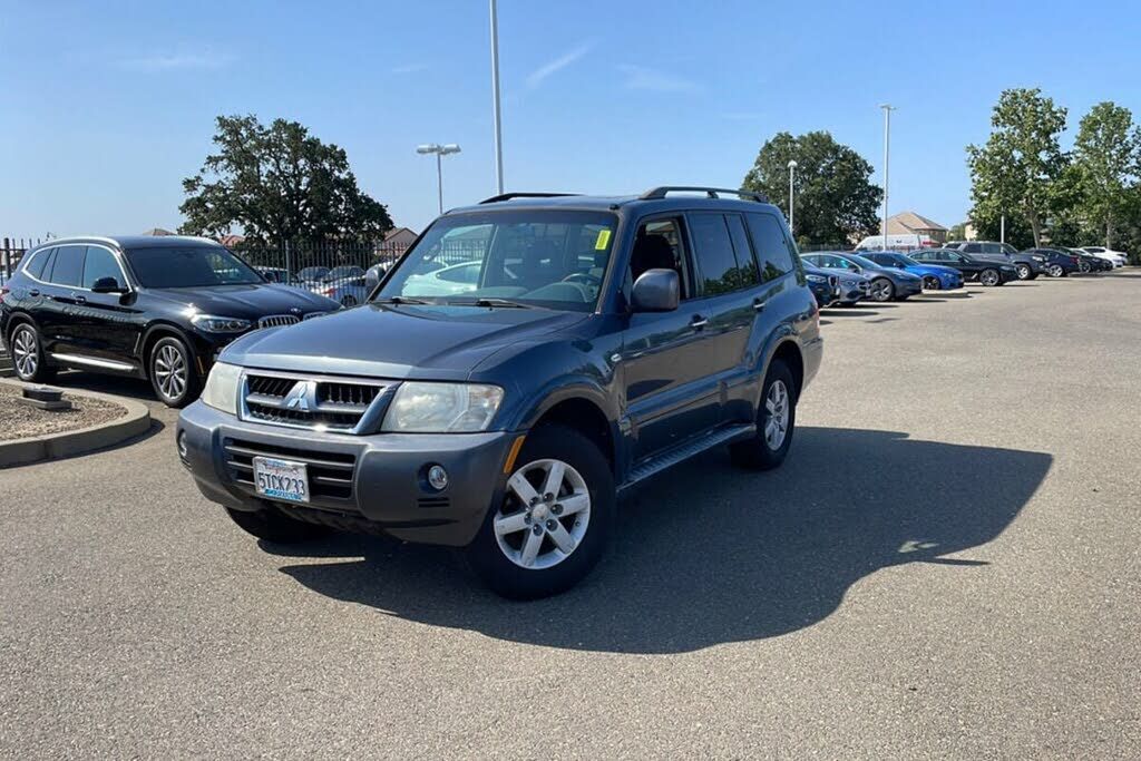 Mitsubishi Montero