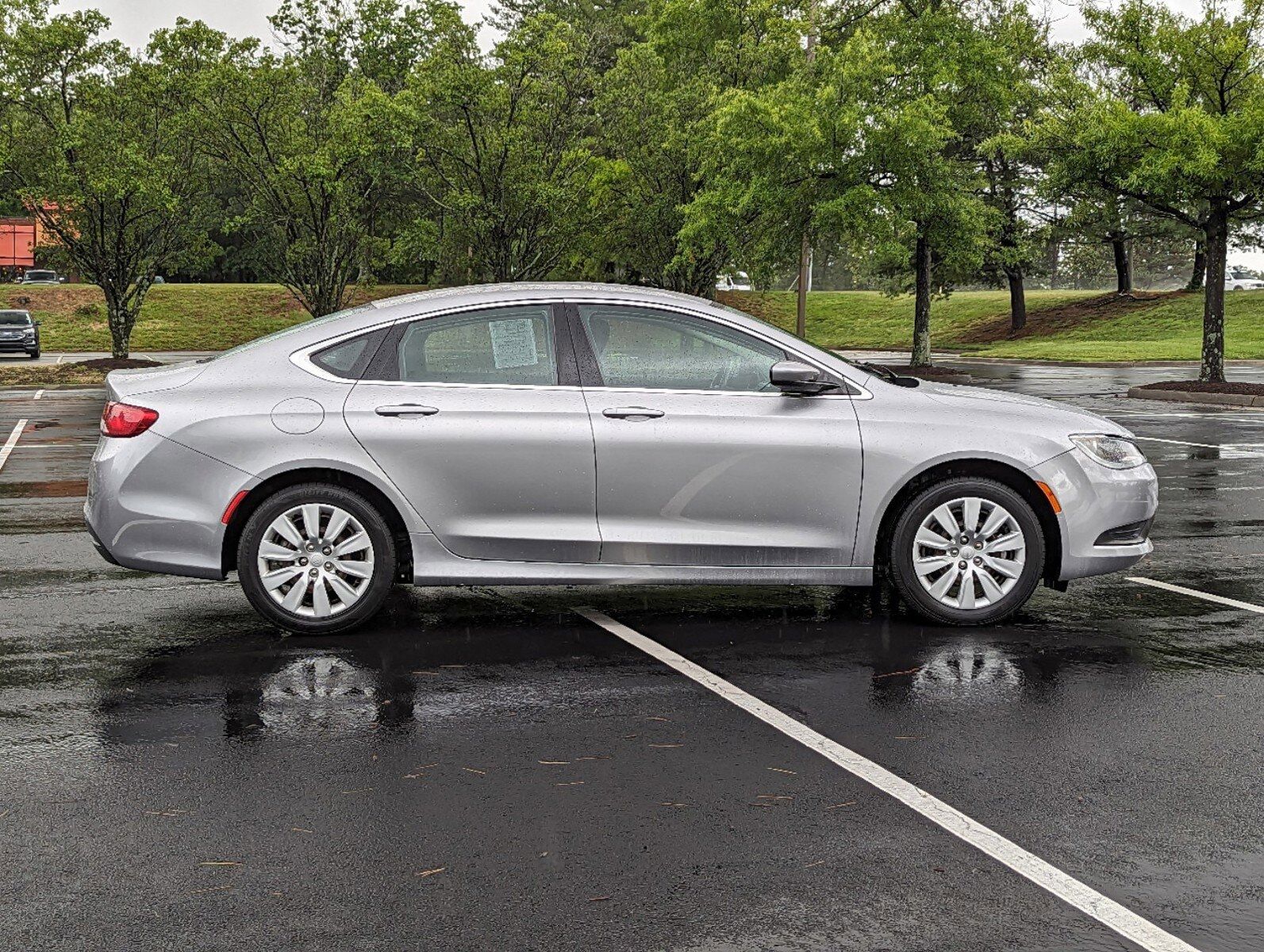 Chrysler 200