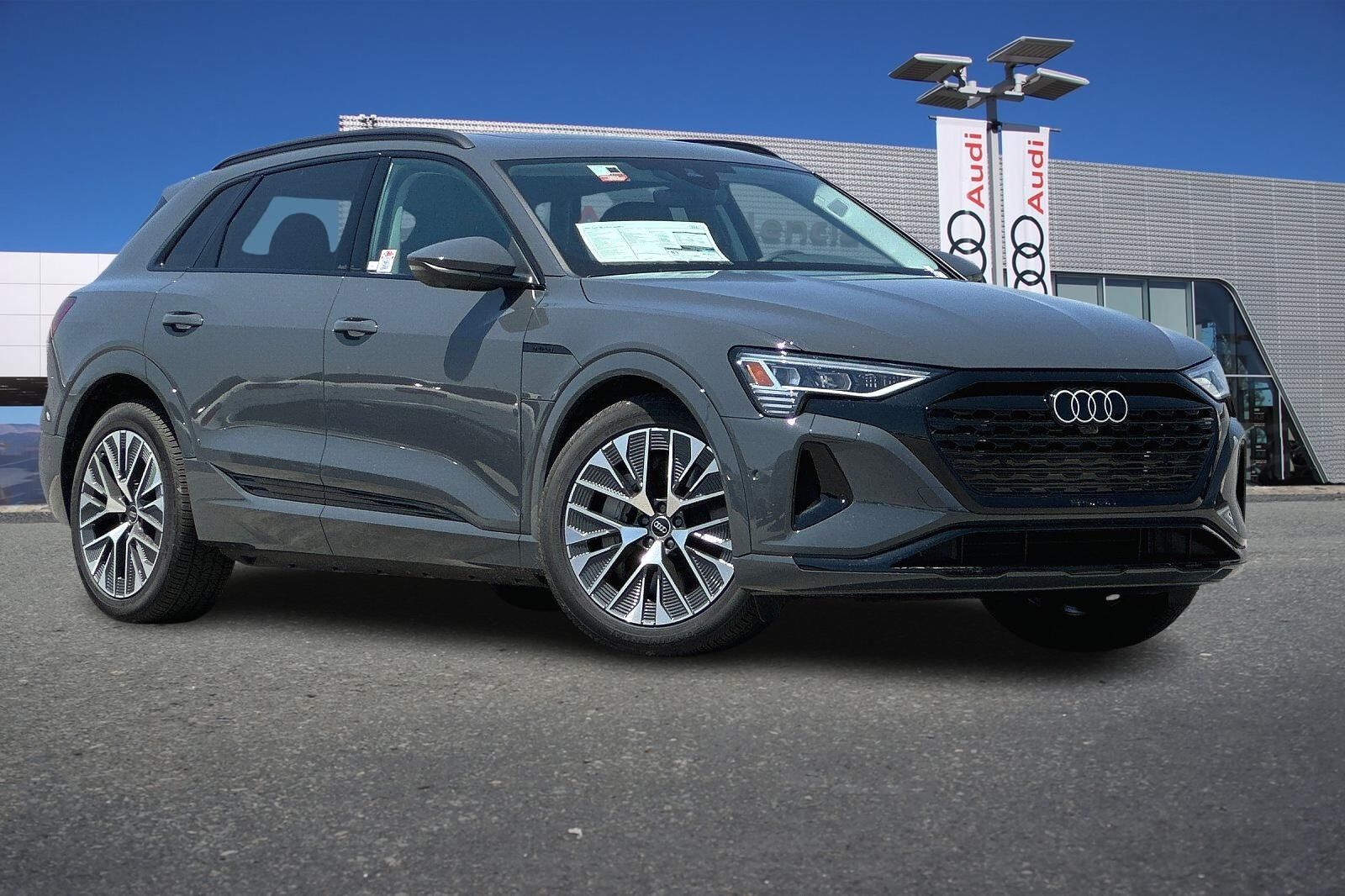 2024 Audi Q8