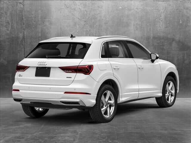 2022 Audi Q3