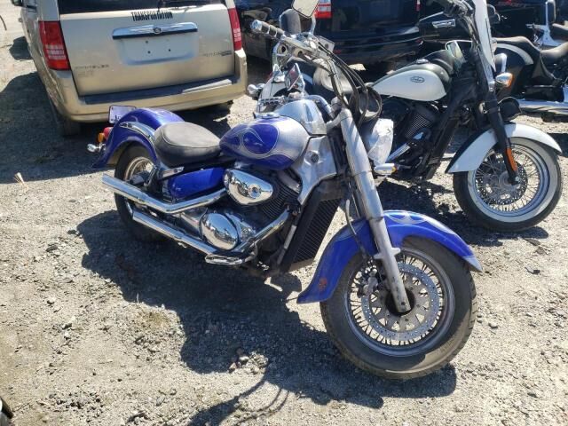 Suzuki VL800