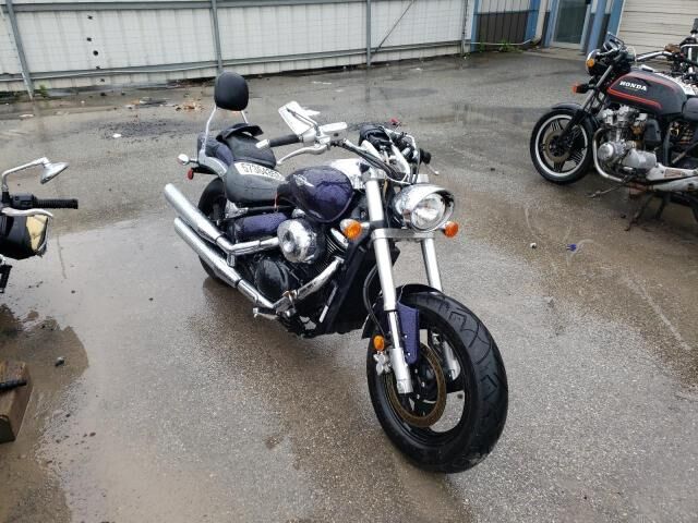 Suzuki VZ800