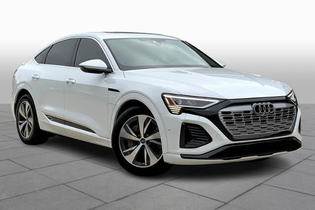 2024 Audi Q8