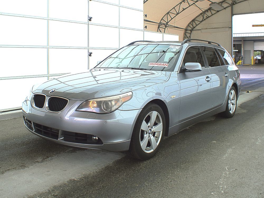 BMW 530xiT