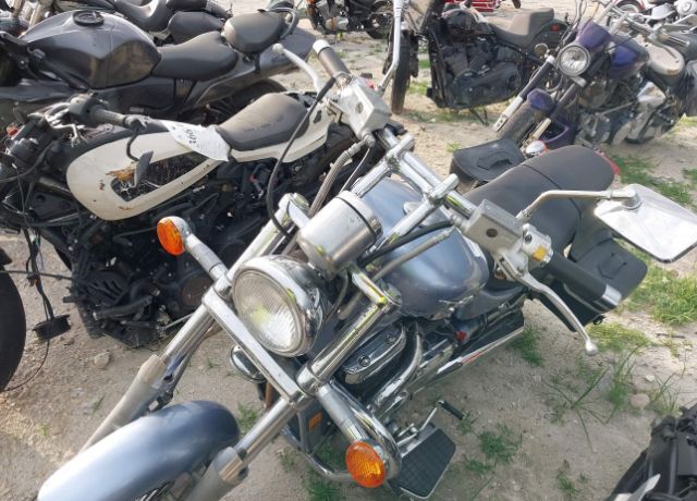 Suzuki VS800