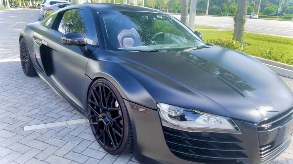 Audi R8