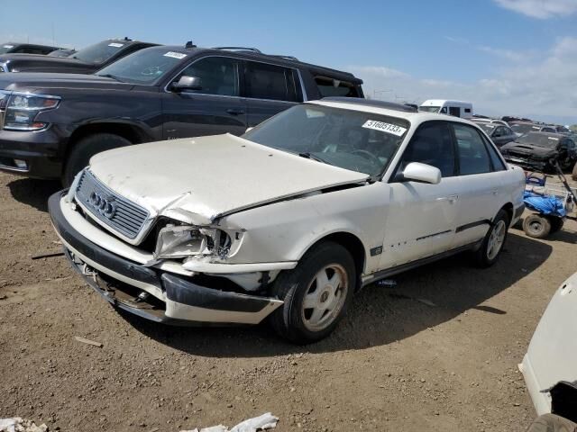 Audi 100