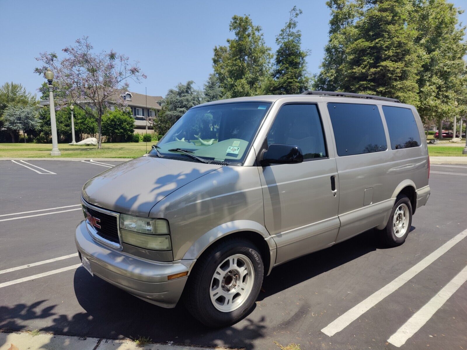 GMC Safari