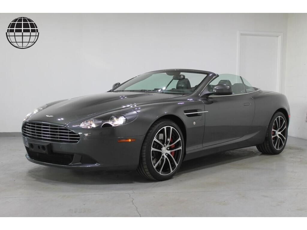 Aston Martin DB9