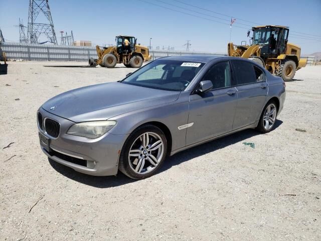 BMW 750i