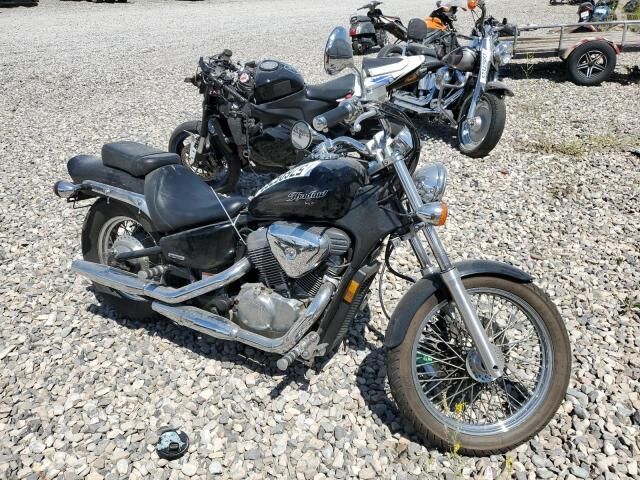 Honda VT600C (SHADOW VLX)