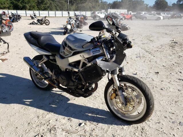 Honda VTR1000F (SUPERHAWK)